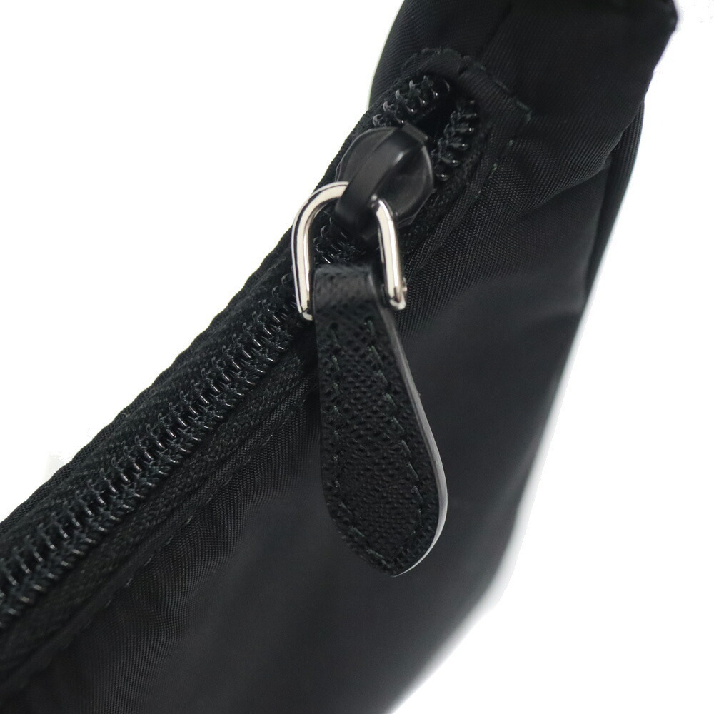 Prada Bag Re Edition Nylon Black - Picture 9 of 9
